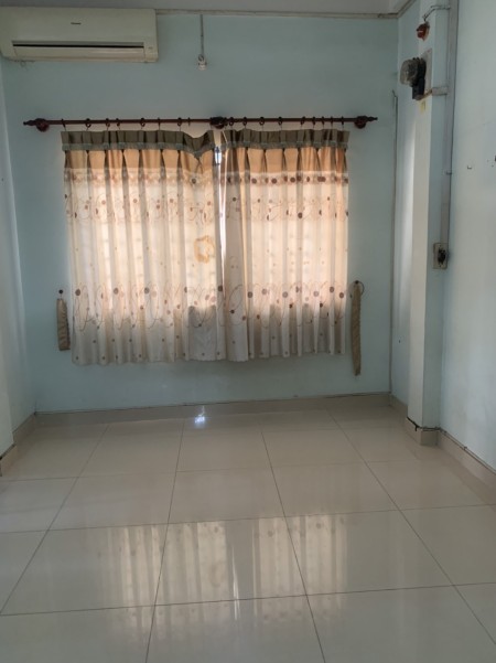 Cho thuê phòng trọ diện tích sử dụng 36m2 trung tâm Quận 10, TP. HCM
