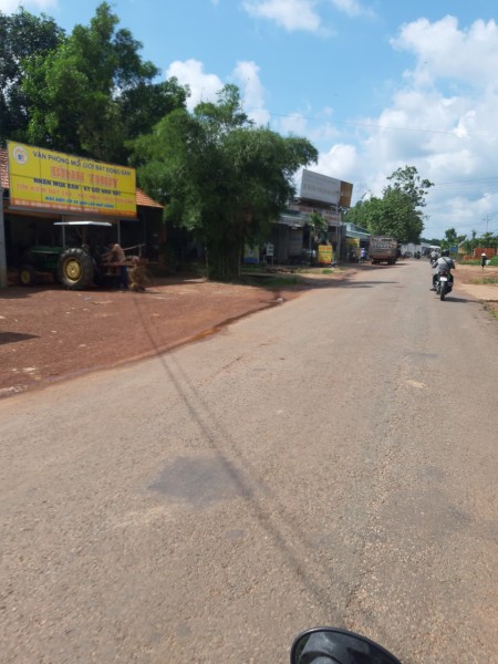 BÁN GẤP 4000m2 đất shr-ngay ubnd, trường, chợ, gần kcn became, giá 430 triệu