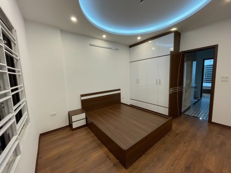 Bán nhà phố Trương Định, Hai Bà Trưng, ngõ ô tô 51m2 x 5 tầng, MT3,9m, chỉ 7,8 tỷ