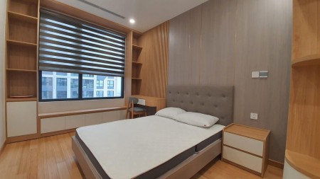 Tất cả quỹ căn hộ cho thuê Home City, 2 ngủ giá 11tr, 3 ngủ giá 15tr. LH: Anh Tuấn - 0327.005.007