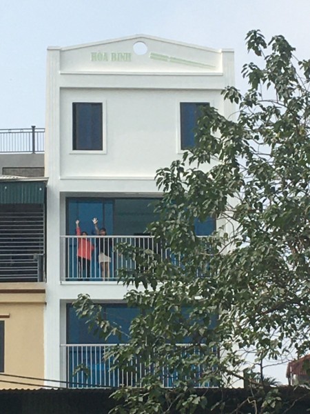 Đi đến slide 4