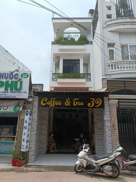 Bán nhà mặt tiền Nguyễn Văn Công 100% hàng kín, khu an ninh, sổ hồng đầy đủ