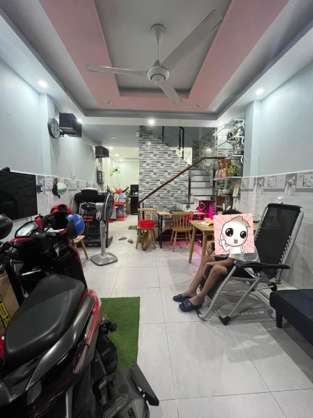 Bán nhà hẻm xe hơi Quận Tân Bình đường Lạc Long Quân, dtsd 42m2, nhích 4 tỷ
