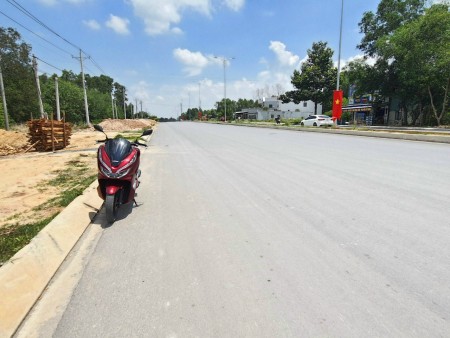 MT Nguyễn Hữu Cảnh, Long Tân, Nhơn Trạch. Đất phủ hồng khu vực buôn bán sôi động.