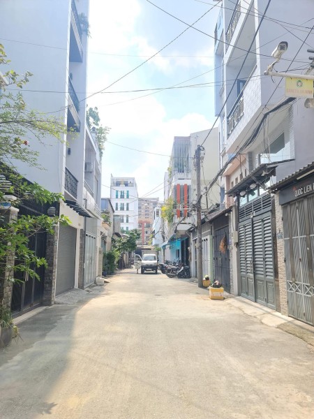 Hẻm xe tải tránh, Đồng Đen, Tân Bình, 64 m2, ngang 4m, giá chỉ 9,8 tỷ TL