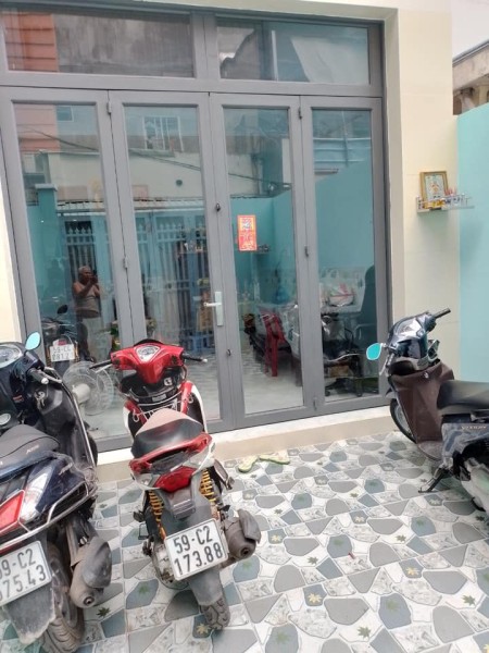 Nhà đúc nguyên căn Trần Xuân Soạn, Quận 7, DT 114m² x 3 tầng, giá nhỉnh chỉ 7 tỷ đồng