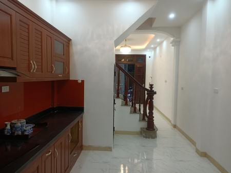Nhà đẹp Thanh Xuân gần phố gần đường ô tô 4 phòng ngủ đầy công năng tiện ích vô vàn, an ninh tốt
