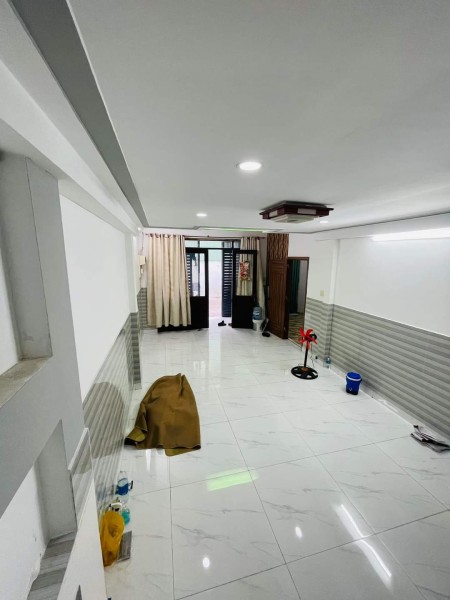 BÁN NHÀ MẶT TIỀN TÂN PHÚ, PHÚ THỌ HÒA, KHU CHỢ VẢI SẦM UẤT, NGANG 6.1x15M, DÒNG TIỀN 25TR, CHỈ 8 TỶ