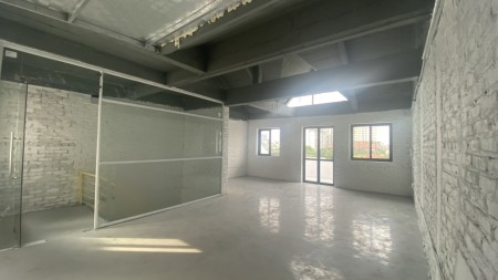 Cho thuê sàn văn phòng giá rẻ phố Tú Mỡ Trung hoà, tiện ích đầy đủ, giá tốt