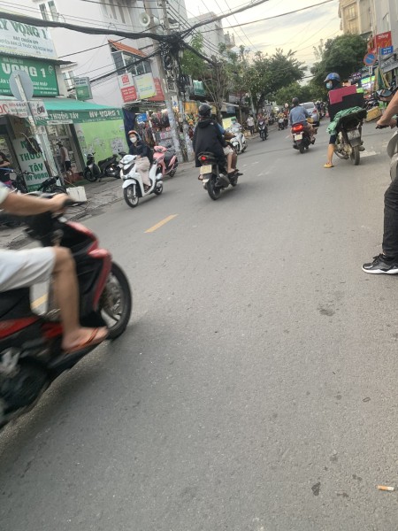 Nhà mặt tiền kinh doanh đường số 10, Tân Quy diện tích 4x13 giá nhỉnh 11 tỷ