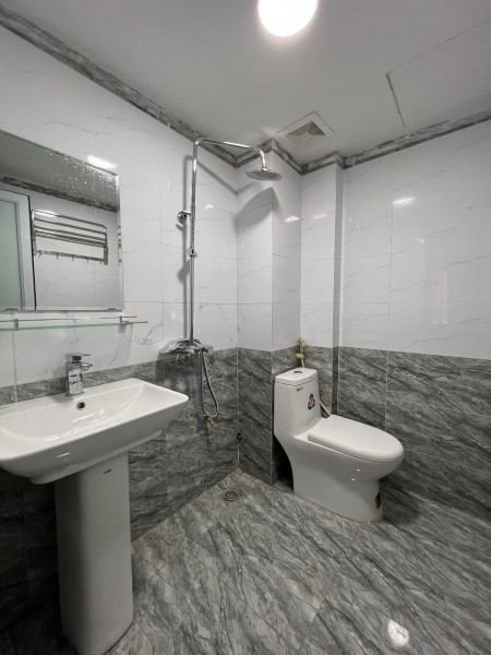 Bán nhà Kim Ngưu, Hai bà Trưng, dtsd 32m2 x 4 tầng, mt 4m, thiết kế hiện địa giá 4,5 tỷ