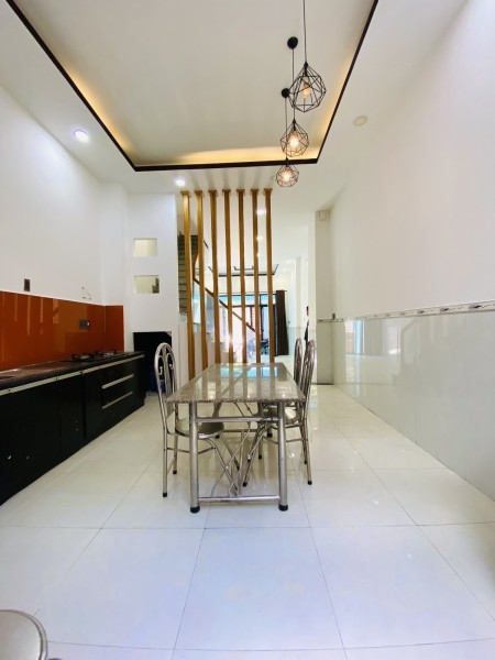 Chính chủ cần bán nhà Quốc Lộ 1A, Quận 12 sổ hồng chính chủ lh 0933966647