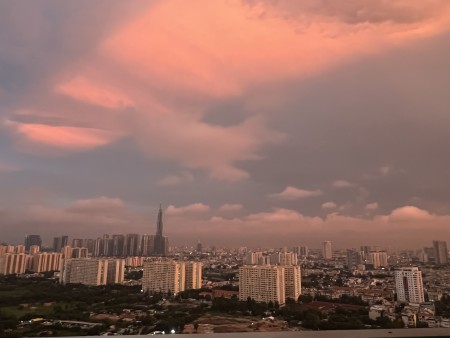 Bán gấp căn hộ 2PN, tháp S1, 74m2, lầu 1X, view ĐN, 4.250 tỷ đã VAT + phí chuyển nhượng.