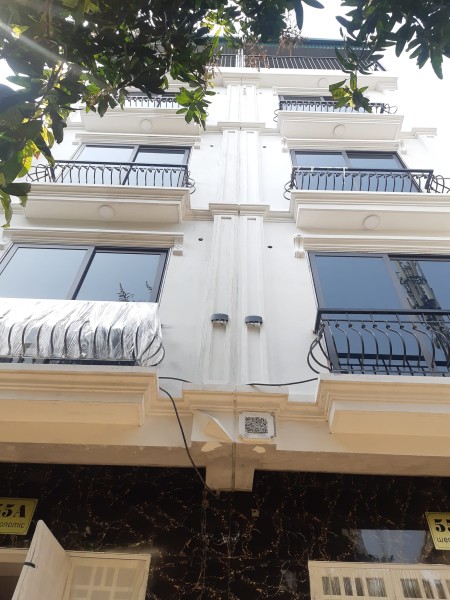 Cần bán nhà lô góc, Ngọc Lâm, Long Biên diện tích 40m2, 5 tầng, Mặt tiền 3,5m giá 4,3 tỷ