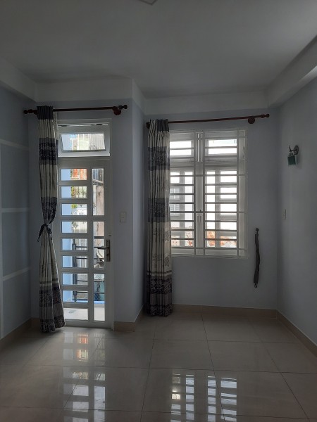 Bán Nhà 4.2 Tỷ, Nhà đẹp vào ở ngay Lạc Long Quân Phường 10 Tân Bình