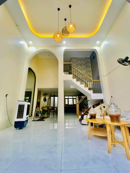 Bán nhà phố, sổ hồng riêng, đường Hà Huy Giáp, Quận 12, HCM lh 0933966647
