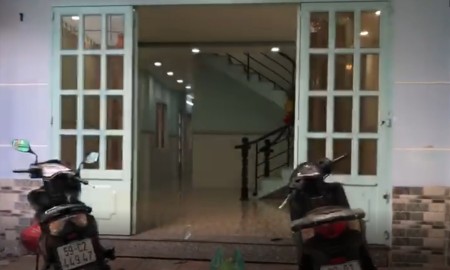 Cho thuê nhà nguyên căn 4PN Huỳnh Tấn Phát, Quận 7 liên hệ 0839414036
