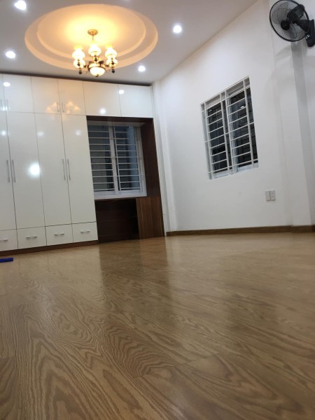 Bán chung cư mini, Quận Thanh Xuân, Hà Nội 50m, tầng 4, giá bán chỉ 1,3 tỷ
