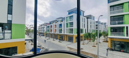 Đi đến slide 4