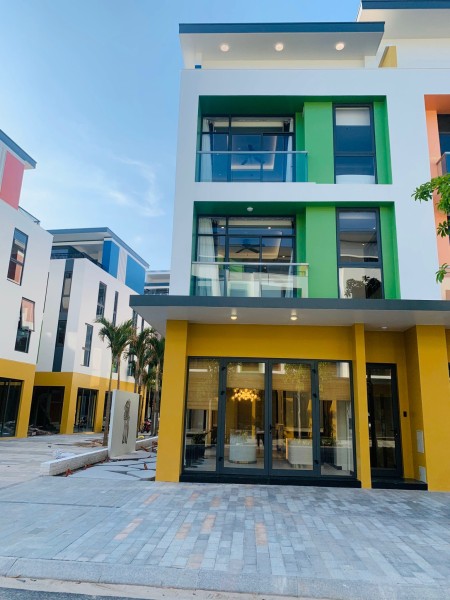 Bán Shophouse suất nội bộ, vị trí đẹp sổ hồng sở hữu lâu dài giá đầu tư sinh lời