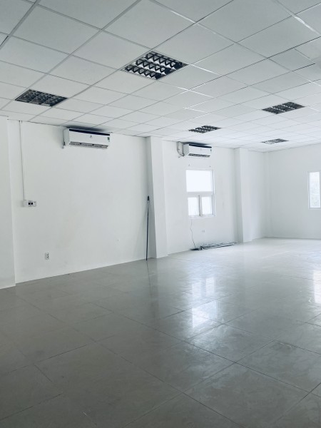 Văn phòng siêu hot siêu rẻ còn đúng sàn 95m2 nằm đoạn 2 chiều đường Võ Văn Tần, Quận 3.