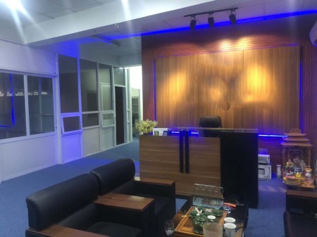 Chính chủ cho thuê văn phòng 180m Quân Long Biên, liên hệ 0932211212