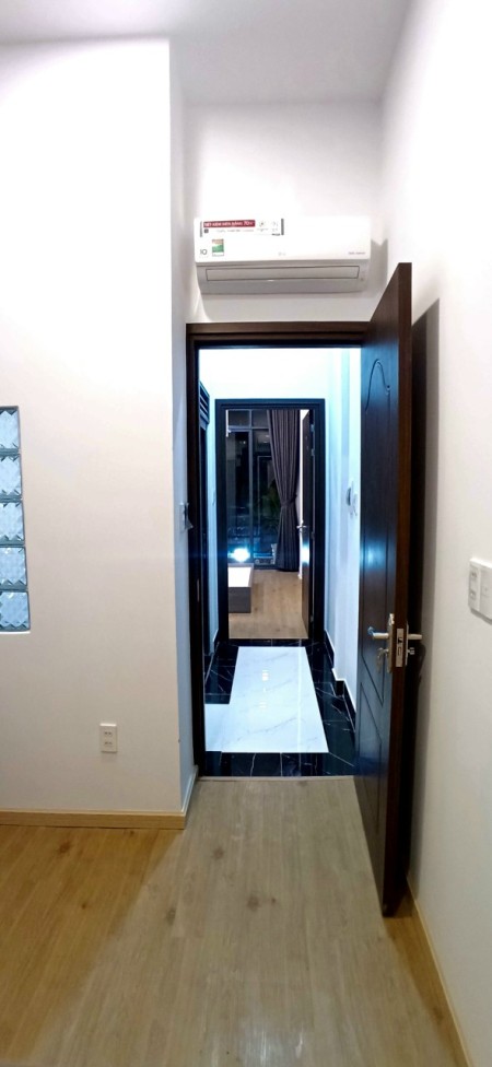 Bán nhà hẻm xe tải cách đường 15m, khu Vip Trịnh Đình Trọng, nhỉnh 2 tỷ