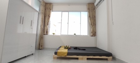 Siêu phẩm phòng ban công rộng 20m2 thoáng mát ở Lê Đức Thọ khu an ninh