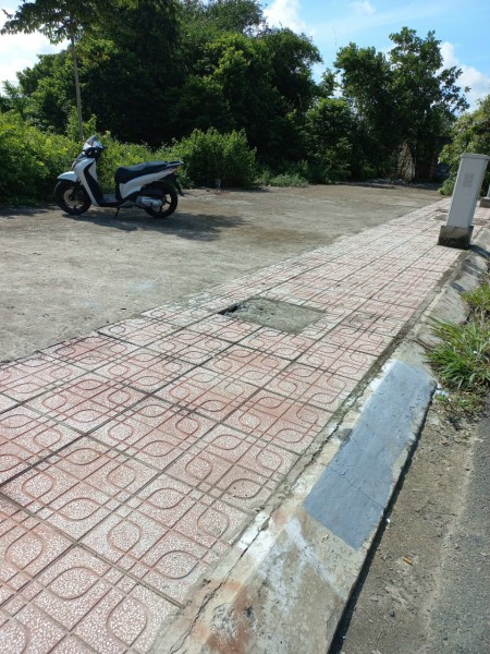 Cho gia đình lục đục nội bộ chia tài sản cần bán lô full TC chính chủ