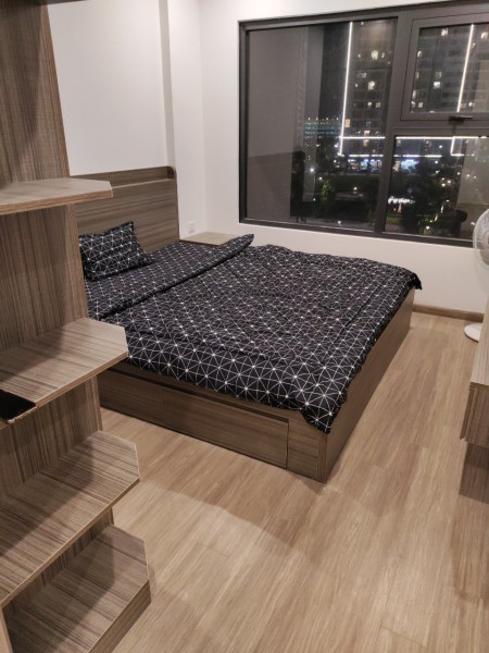 Cần bán căn hộ chung cư 43m2, 1 phòng ngủ giá 1,3 tỷ tại Vinhomes Ocean Park- Gia Lâm
