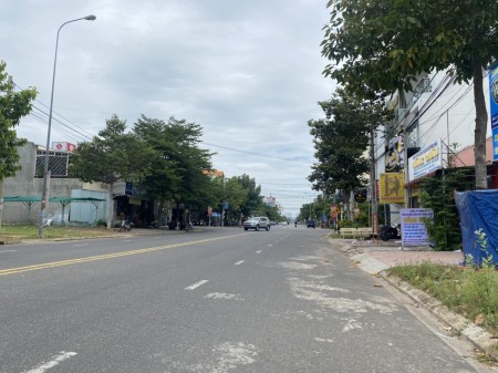 Liên hệ 0933239353 bất động sản Bình Thuận dtsd 100M2 mặt tiền Võ Văn Kiệt giá 7,2 Tỷ