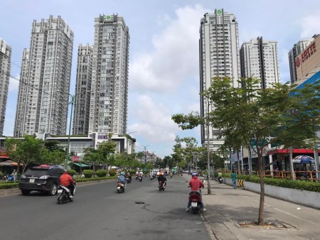 Đất 6x25 đầu hẻm 176 Nguyễn Thị Thập Quận 7, giá 83 triệu/m2, không dính quy hoạch