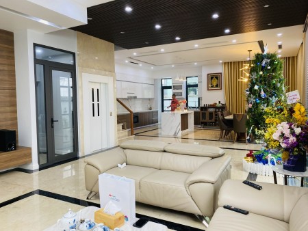 Vinhomes Imperia Em có căn song lập Paris 200m2 hoàn thiện cực đẹp giá hợp lý