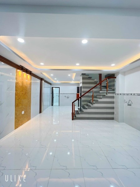 Nhà hẻm xe hơi Âu Dương Lân Quận 8 DT 76m², giá 6,6 tỷ đồng