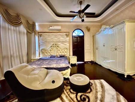 Bán nhà Cầu bươu, có gara ô tô, kinh doanh đỉnh, giá 4,85 tỷ LH 0964540978