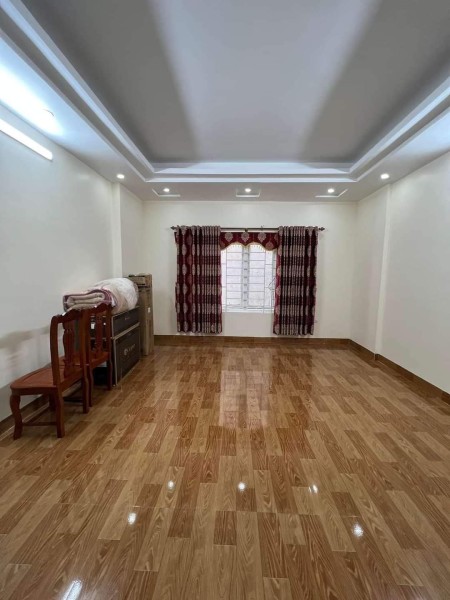 Bán nhà mặt phố Phan Đình Giót Hà Đông, 46m2, 4 tầng, MT 5m, giá nhỉnh 6 tỷ