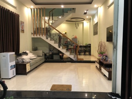 Bán nhà 2 tầng 2 mặt kiệt oto Tô Hiệu thông Hoàng Thị Loan giá đầu tư