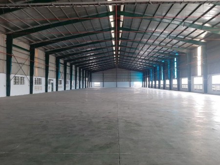 Cần cho thuê kho dt 5760m2 khu công nghiệp Liên Hưng, Đức Hòa, Long An