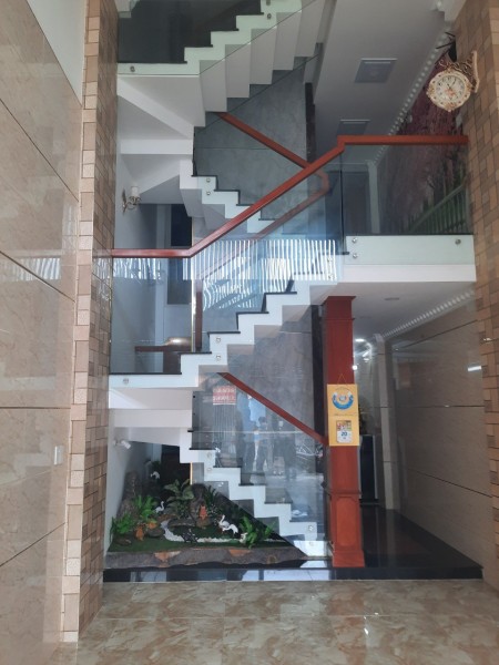 Vị Trí Đẹp, HXH, Đường Quang Trung, Phường 12, 55M2 (4M x 14,5M ), 5 Tầng, Chỉ 8,7 Tỷ
