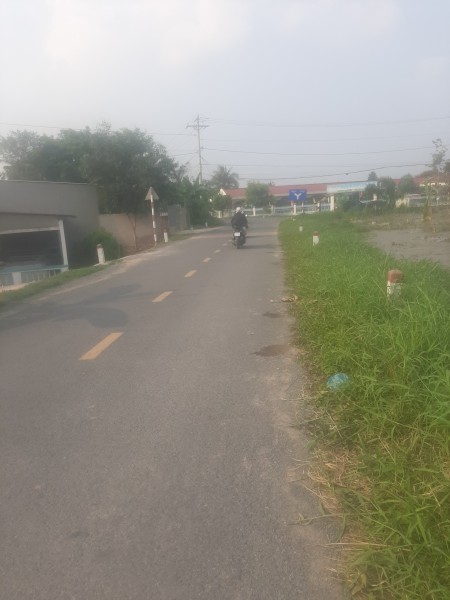 Bán đất 2 mặt tiền trung tâm nút giao thông, giá đầu tư sinh lời, tiện ích đủ