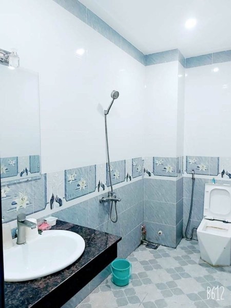 Nhà hẻm Lý Thái Tổ quận 10, DT 40m² x 4 lầu giá mềm