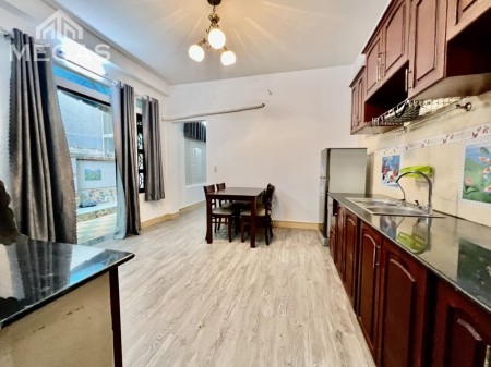 Cho thuê căn hộ ngay sân bay Tân Sơn Nhất, giá tốt, tiện ích đầy đủ