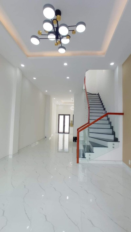 Bán nhà Nguyễn Đỗ Cung Tân Phú xe hơi đỗ cửa 3 tầng bê tông cốt thép dt 4x20m chỉ 7.8 tỷ