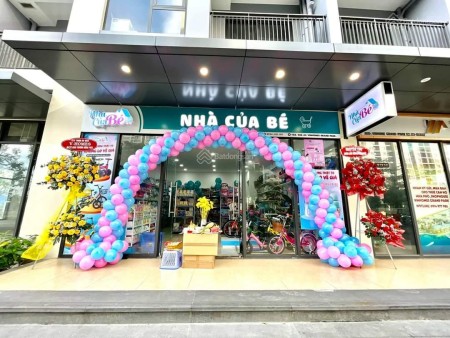 Kẹt tiền chửa bệnh nên cần bán hòa vốn căn shophouse vinhomes quận 9 giá 14ty bao hết LH: Mr.CƯỜNG