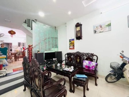 Bán nhà phố Vĩnh Hưng, Hoàng Mai 46m x 4 tầng, mặt tiền 3.5m, giá 4.7 tỷ
