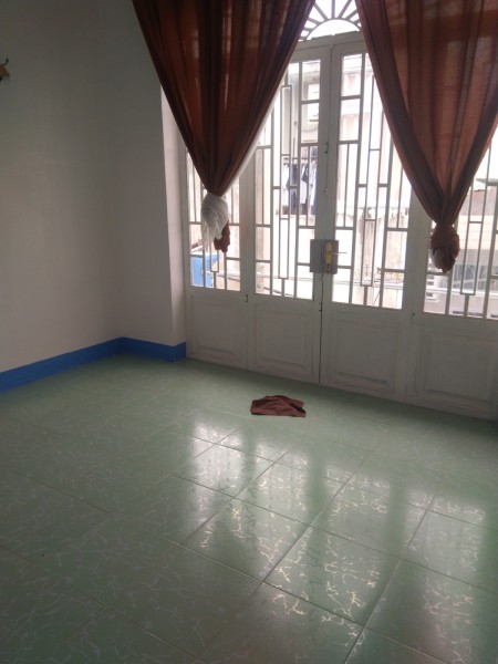 Bán nhà, Văn Cao, Phú Thọ Hòa, Quận Tân Phú, 32m2, chỉ 3 tỷ 800.