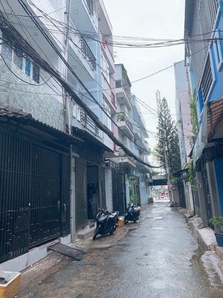 Bán nhà hẻm công an Tân Hưng dtsd 65m2, giá 8.2 tỷ, 3 tầng mt 7.5m, khu an ninh
