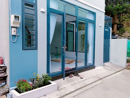 Bán nhà sổ hồng riêng, hẻm xe hơi khu dân cư đông đúc khu dân cư