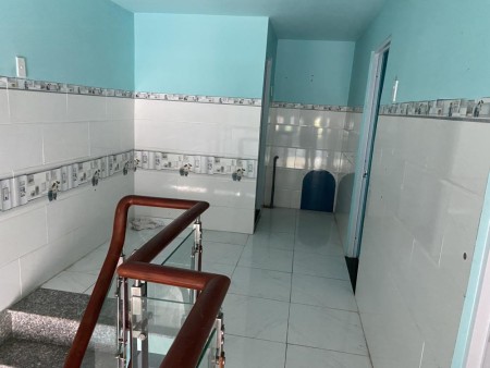 Gia đình làm ăn thua lỗ cần bán căn nhà trọ đang kinh doanh ổn định, giá 18-20 triệu