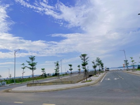 Lô kề góc ngã 4 Vịnh An Hoà trục thông biển có sổ công chứng ngay